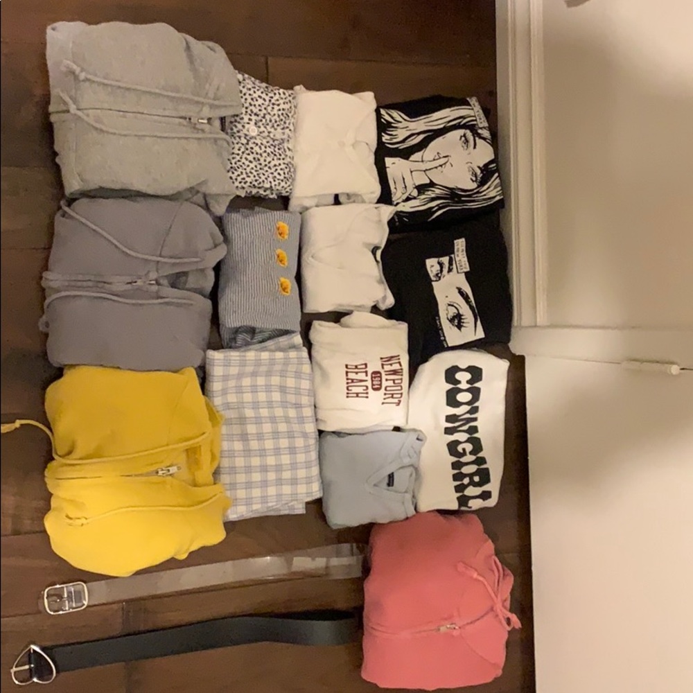 DO NOT BUY!!!! Brandy Melville/John galt
